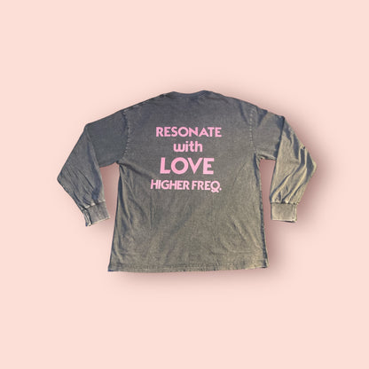 Resonate with Bastet L/S t shirt size xl